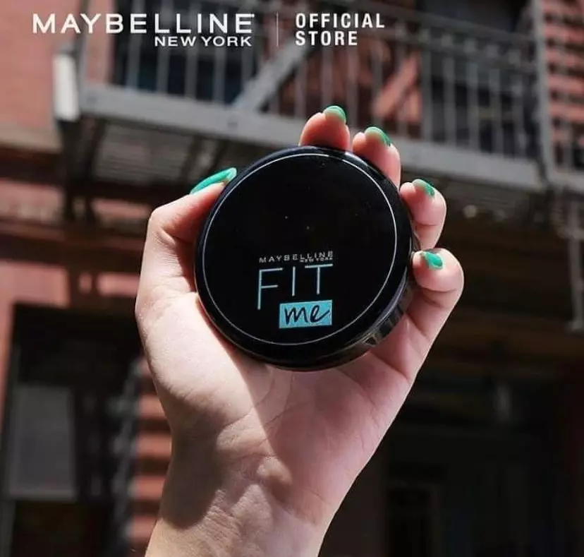 rekomendasi bedak Maybelline kulit berminyak harga di bawah 200 ribu © 2023 brilio.net rekomendasi bedak Maybelline kulit berminyak harga di bawah 200 ribu © 2023 brilio.net