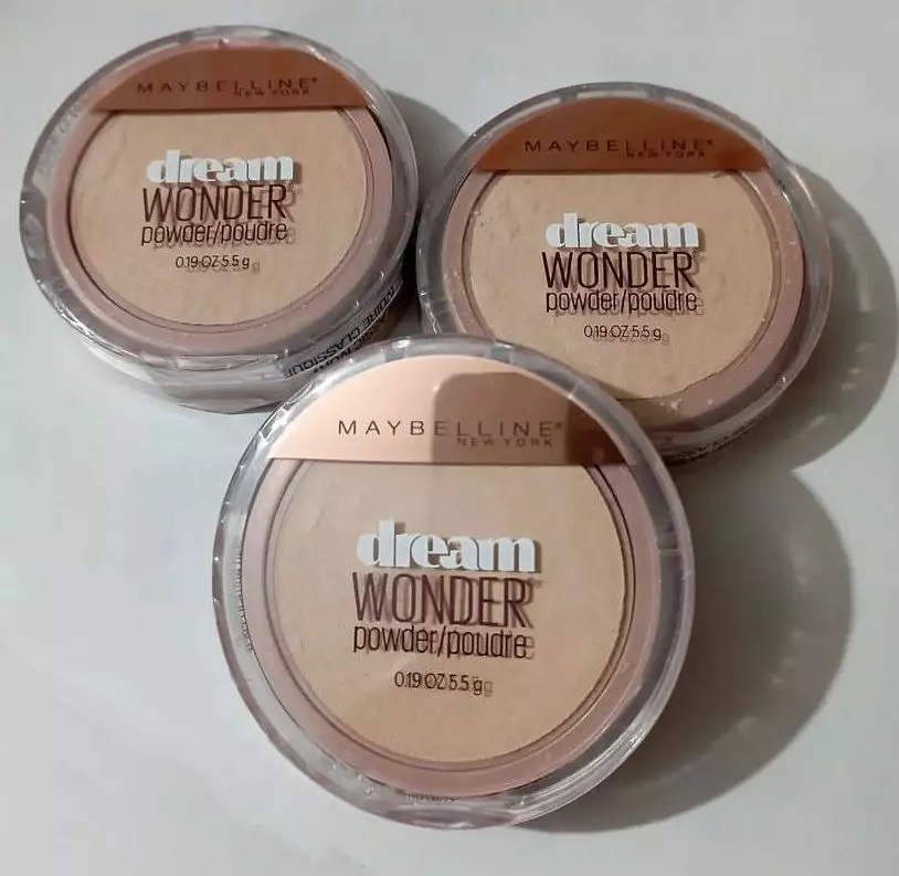 rekomendasi bedak Maybelline kulit berminyak harga di bawah 200 ribu © 2023 brilio.net rekomendasi bedak Maybelline kulit berminyak harga di bawah 200 ribu © 2023 brilio.net