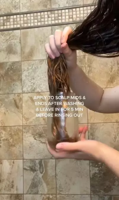 Trik mengatasi rambut kusam dan ketombe pakai campuran dari 2 bahan alami Berbagai sumber Trik mengatasi rambut kusam dan ketombe pakai campuran dari 2 bahan alami Berbagai sumber