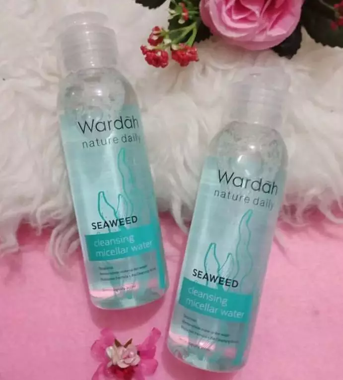 Rekomendasi micellar water untuk atasi kulit kusam © 2023 brilio.net Rekomendasi micellar water untuk atasi kulit kusam © 2023 brilio.net