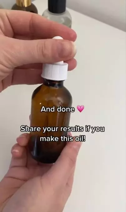 Trik merawat kulit kepala pakai hair oil dari 5 bahan alami Berbagai sumber