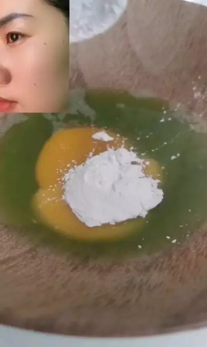 Trik hilangkan bintik hitam pada wajah hanya pakai 3 bahan alami Berbagai sumber Trik hilangkan bintik hitam pada wajah hanya pakai 3 bahan alami Berbagai sumber