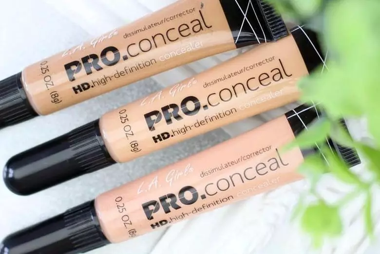 rekomendasi concealer untuk remaja © 2023 berbagai sumber