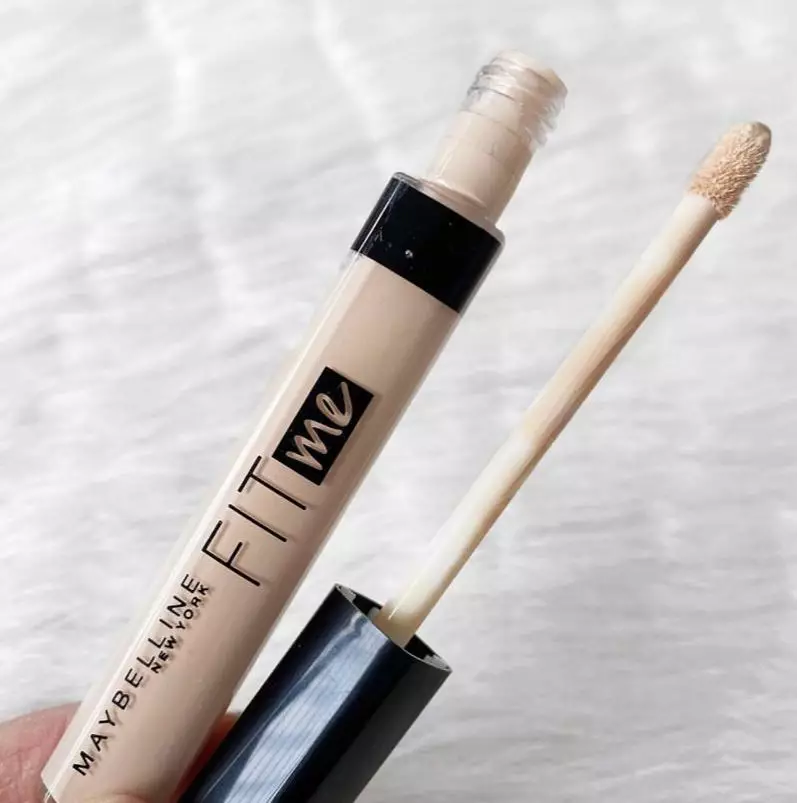 rekomendasi concealer untuk remaja © 2023 berbagai sumber