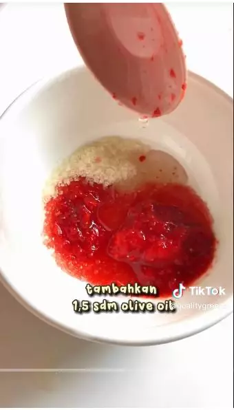 Cara atasi pecah-pecah di sudut bibir saat puasa berbagai sumber Cara atasi pecah-pecah di sudut bibir saat puasa berbagai sumber