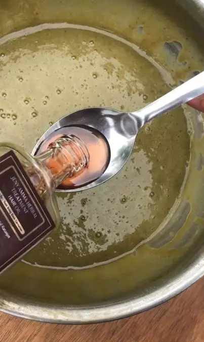 Cara menumbuhkan rambut pitak cuma butuh 5 bahan alami Berbagai sumber