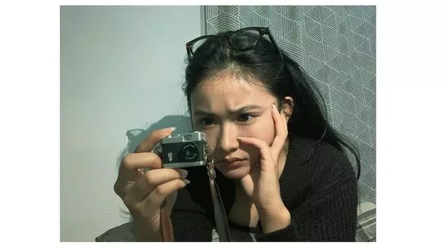 Pesona Adinda Azani tampil natural tanpa makeup © 2023 brilio.net