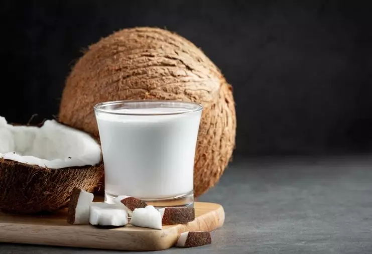 bahan alami bikin rambut rontok jadi lebih kuat dan sehat © 2023 brilio.net