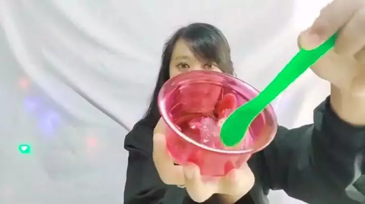 Cara mudah atasi mata panda hanya pakai eye mask berbagai sumber