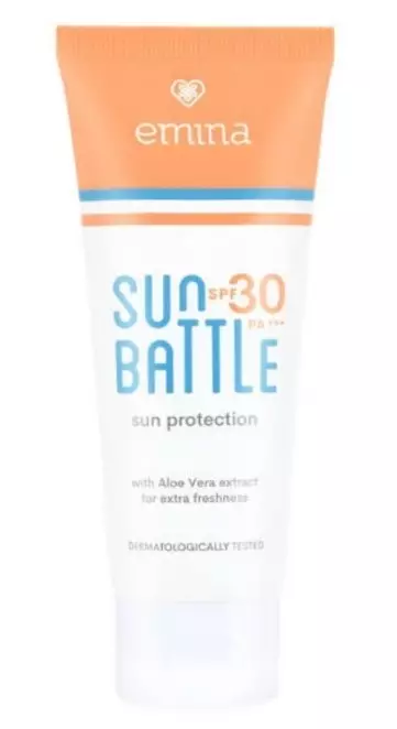 Rekomendasi sunscreen lokal harga mulai Rp 30 ribu © 2023 brilio.net Rekomendasi sunscreen lokal harga mulai Rp 30 ribu © 2023 brilio.net