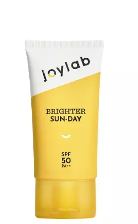Rekomendasi sunscreen lokal harga mulai Rp 30 ribu © 2023 brilio.net Rekomendasi sunscreen lokal harga mulai Rp 30 ribu © 2023 brilio.net
