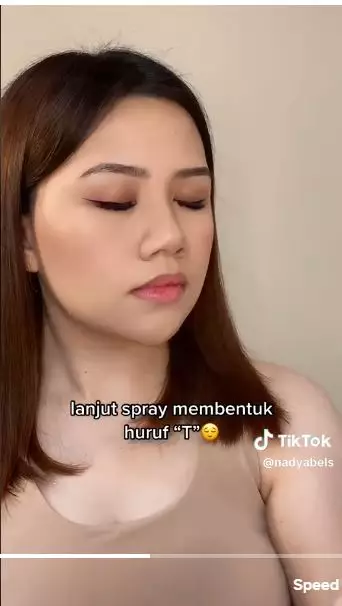  trik menggunakan setting spray agar makeup tahan berjam-jam berbagai sumber
