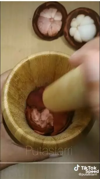 Cara atasi kulit kering dengan masker wajah berbagai sumber