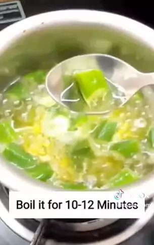 Trik merawat rambut panjang agar bebas kering dan rontok pakai 1 jenis sayur Berbagai sumber Trik merawat rambut panjang agar bebas kering dan rontok pakai 1 jenis sayur Berbagai sumber