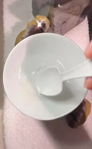 Cara membuat hair serum untuk rambut berwarna pakai 6 bahan alami Berbagai sumber