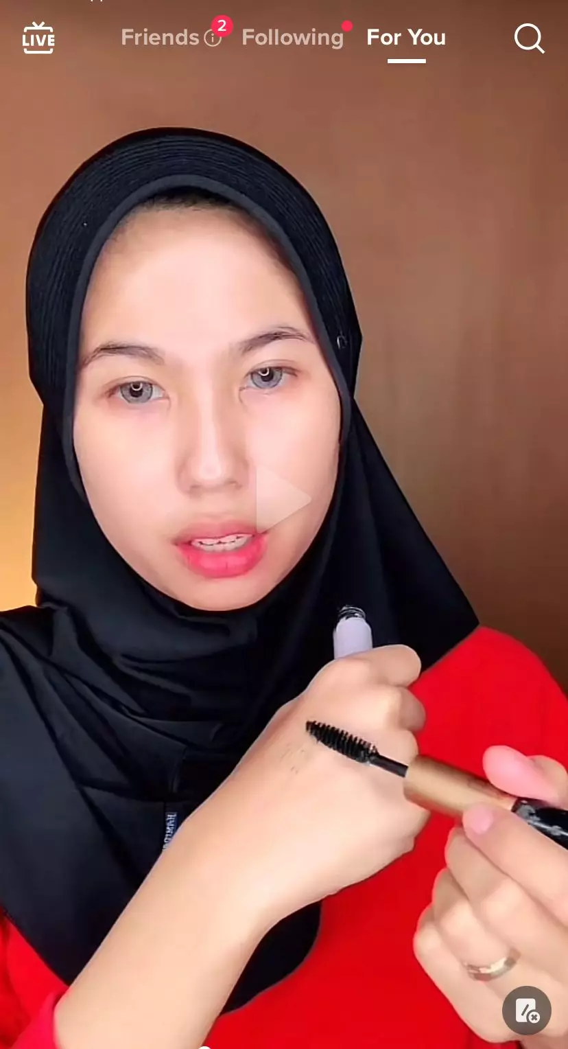 trik mudah atasi maskara kering © 2023 brilio.net