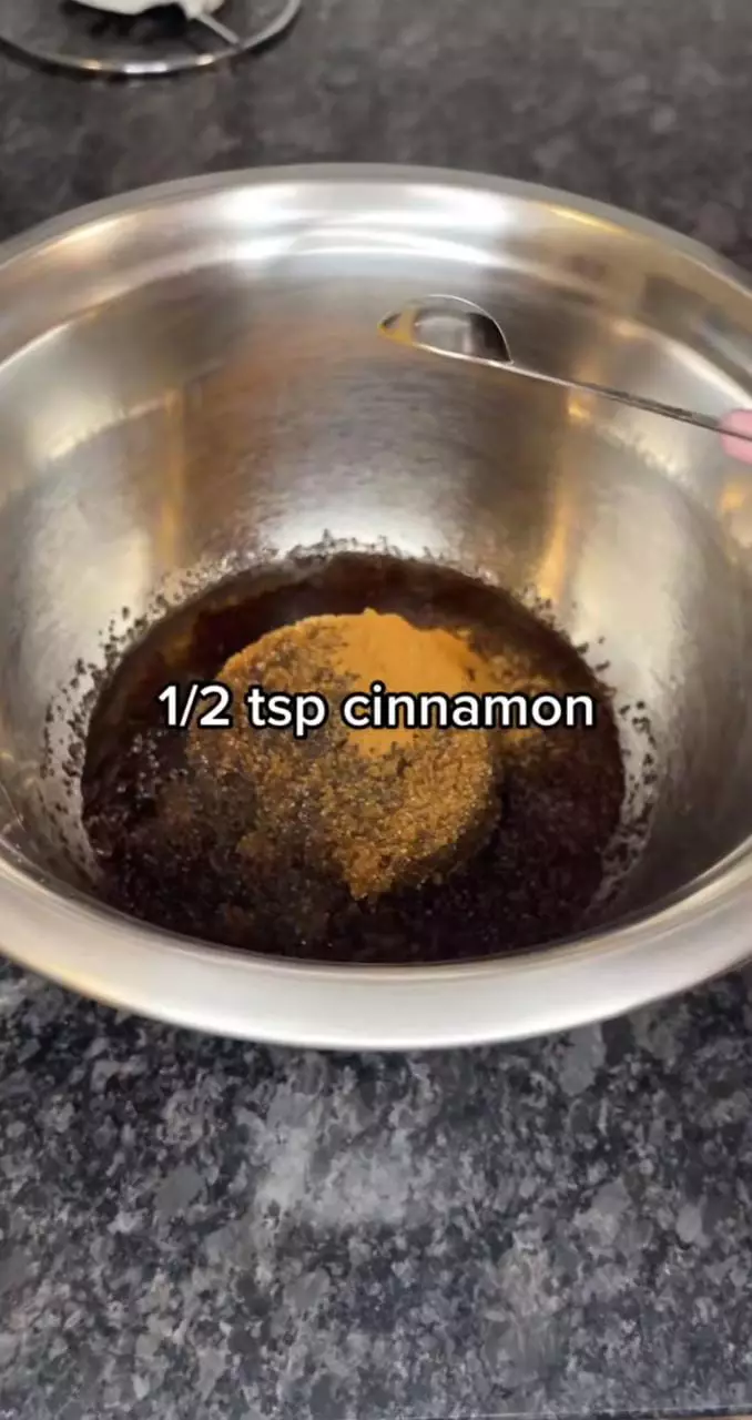 angkat sel kulit mati tanpa bikin kering pakai scrub alami © 2023 brilio.net