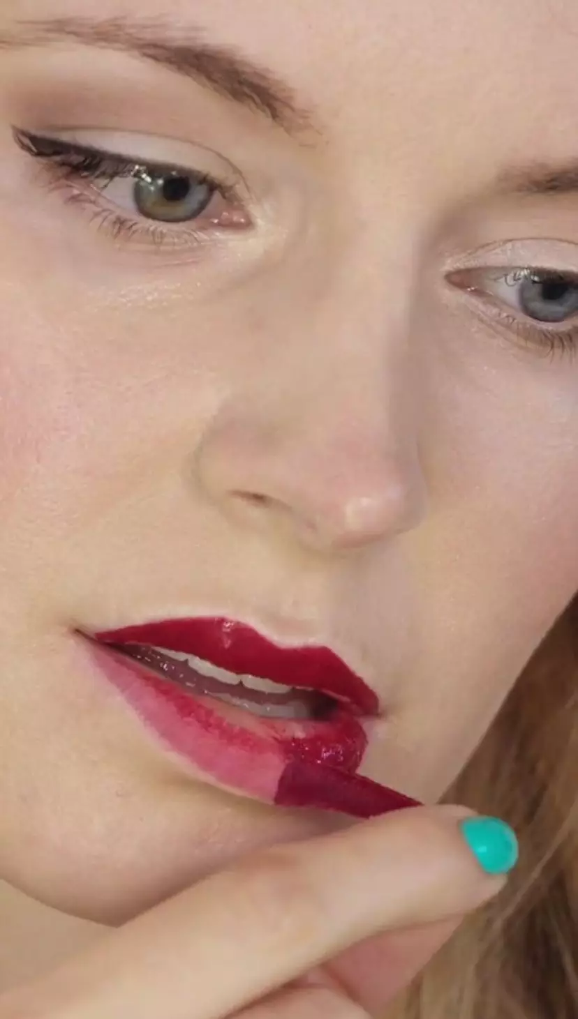 cara bikin lip tato sendiri di rumah cuma pakai 1 bahan dapur © berbagai sumber