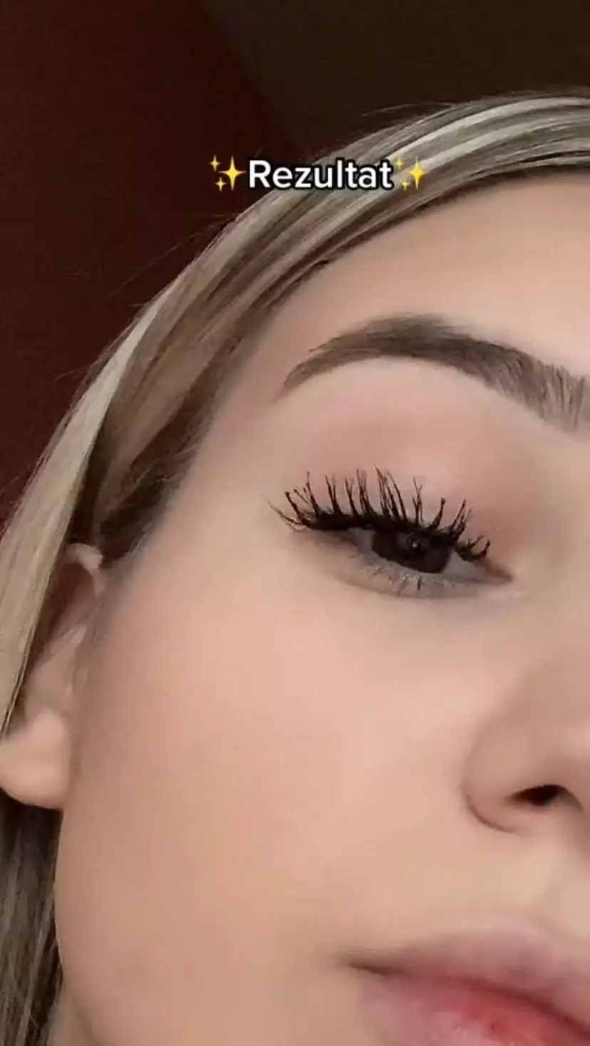 Bulu mata badai bak MUA profesional © berbagai suber