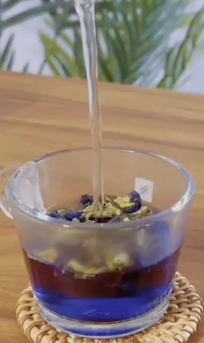 Cara atasi kerutan pada garis senyum pakai serum dari 1 jenis bunga Berbagai sumber Cara atasi kerutan pada garis senyum pakai serum dari 1 jenis bunga Berbagai sumber