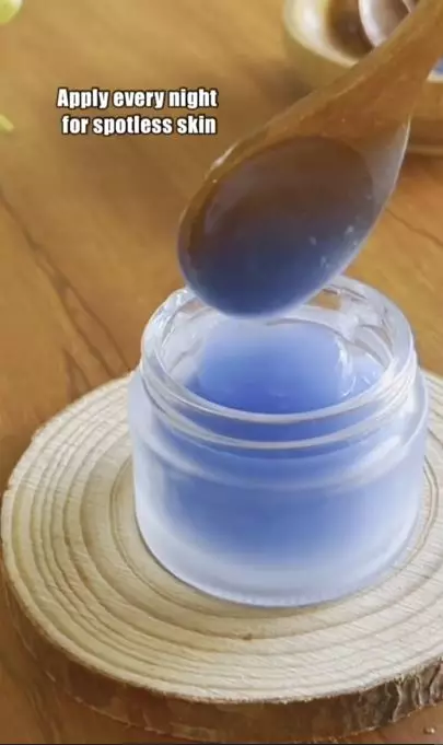 Cara atasi kerutan pada garis senyum pakai serum dari 1 jenis bunga Berbagai sumber Cara atasi kerutan pada garis senyum pakai serum dari 1 jenis bunga Berbagai sumber