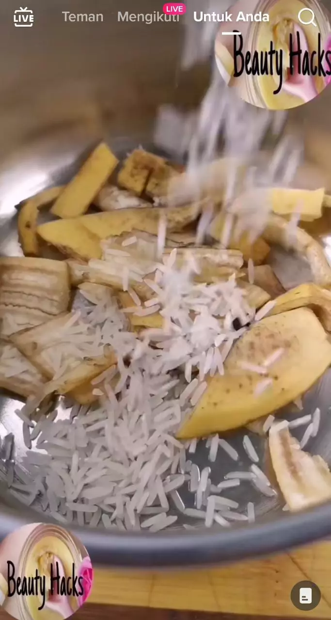 trik membuat masker antiaging untuk cegah kerutan © 2023 brilio.net trik membuat masker antiaging untuk cegah kerutan © 2023 brilio.net