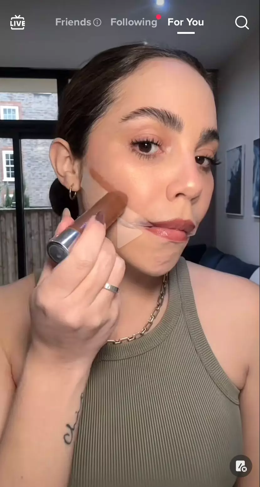 Trik mudah pakai contour © berbagai sumber