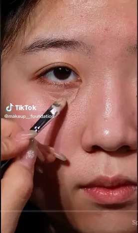 trik samarkan dark circles berbagai sumber