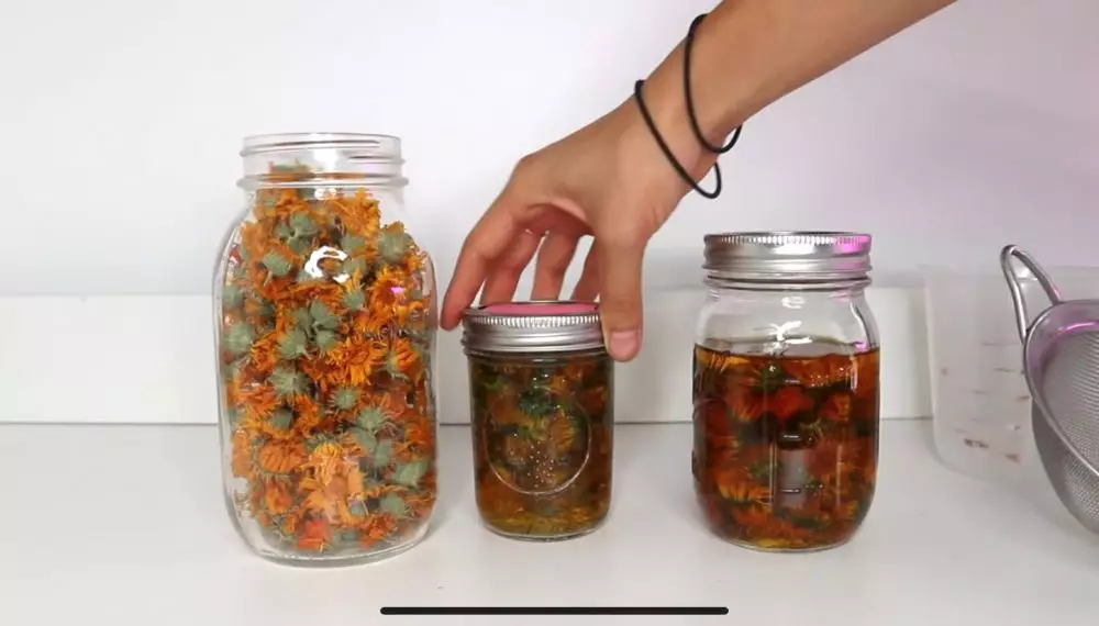 buat salep kulit © 2023 brilio.net