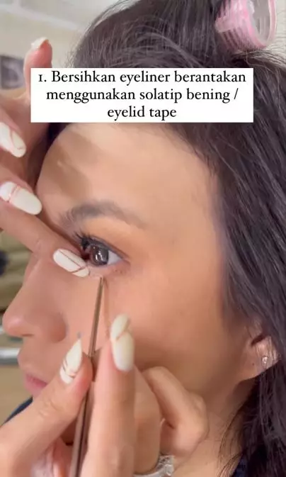 Trik atasi noda makeup area mata agar riasan rapi pakai 1 alat rumahan Berbagai sumber
