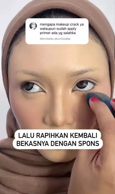 Trik makeup anticrack agar tampak lebih flawless dan natural pakai 2 alat Berbagai sumber
