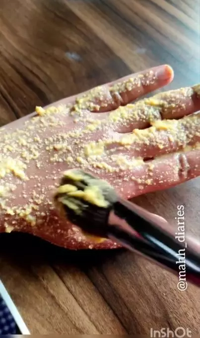 Cara memutihkan kulit akibat hiperpigmentasi hanya pakai 3 bahan alami Berbagai sumber Cara memutihkan kulit akibat hiperpigmentasi hanya pakai 3 bahan alami Berbagai sumber