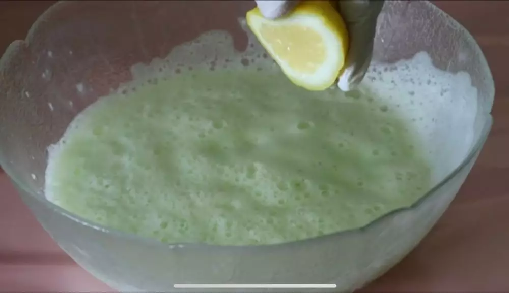 membuat facial wash sendiri © 2023 brilio.net