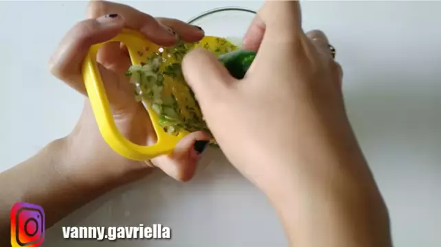 cara mencerah kulit hitam karena terbakar sinar matahari berbagai sumber