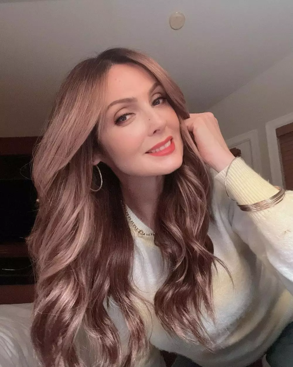 potret sepupu rosalinda bareng buah hatinya © berbagai sumber