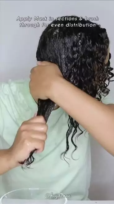 Trik tumbuhkan rambut keriting agar lebih lebat dan bebas rontok pakai 2 bahan alami Berbagai sumber