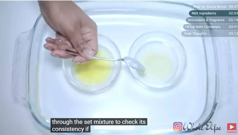 Trik lembapkan bibir seharian pakai lip balm berbagai sumber Trik lembapkan bibir seharian pakai lip balm berbagai sumber