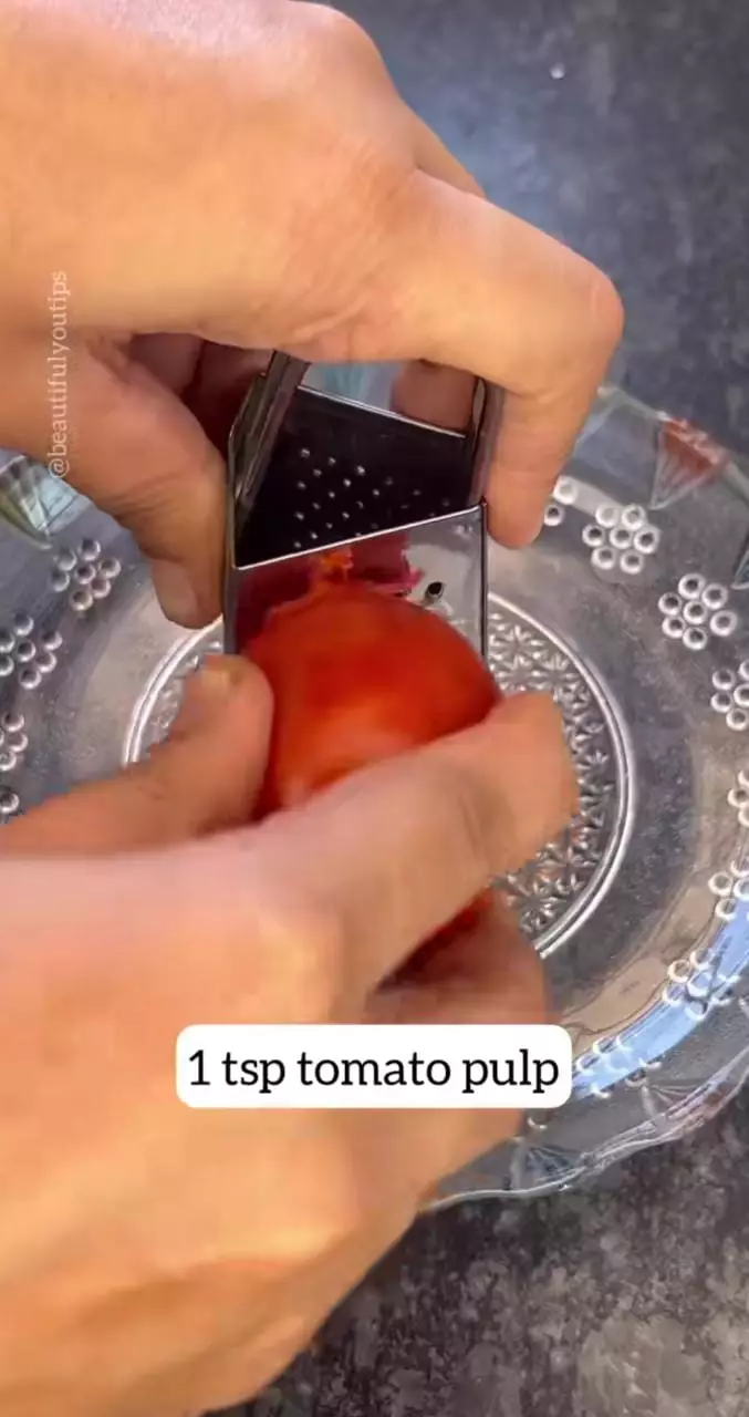 trik bikin wajah glowing dengan scrub © berbagai sumber