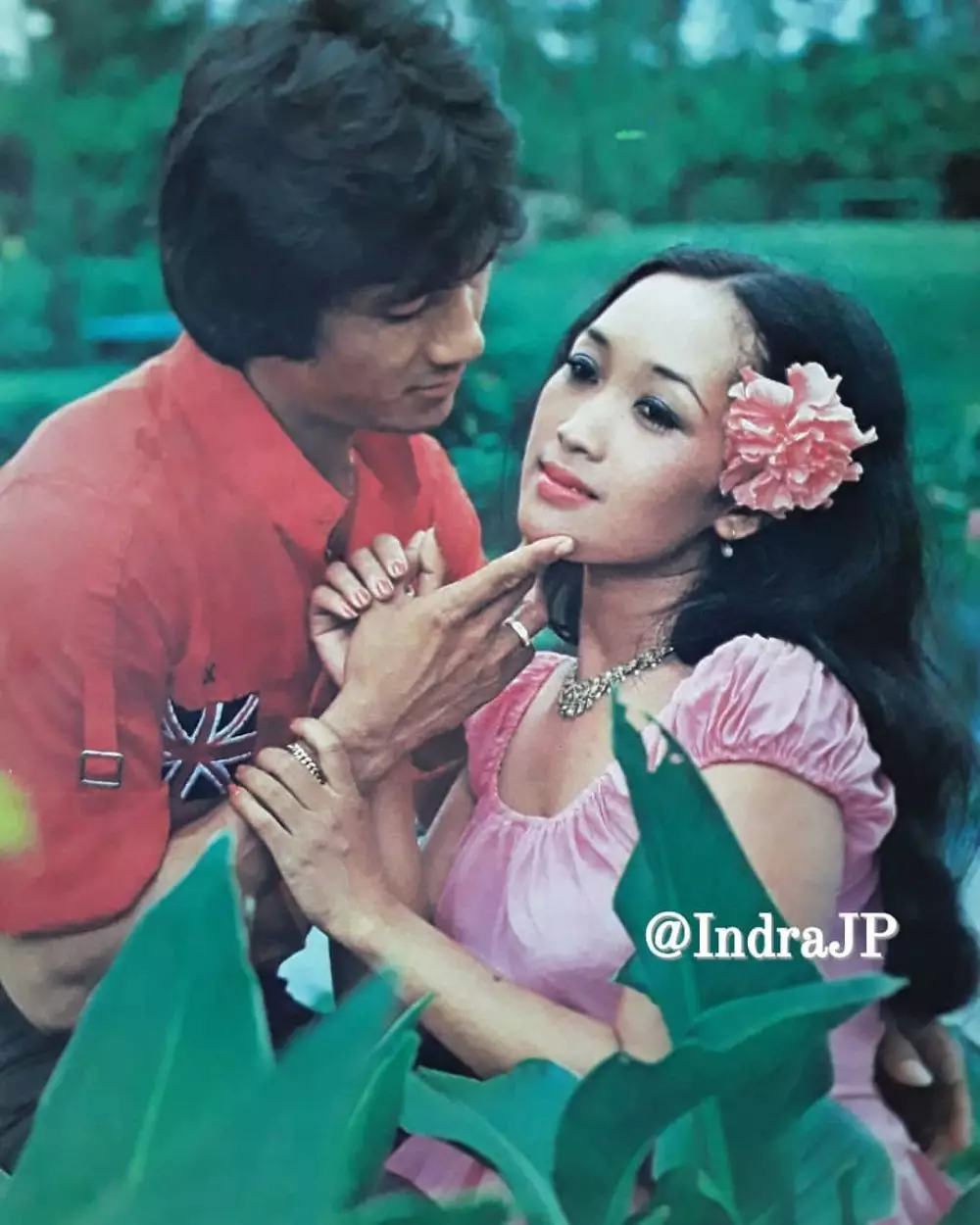 Lina Budiarti Kesempatan dalam Kesempitan © berbagai sumber Lina Budiarti Kesempatan dalam Kesempitan © berbagai sumber