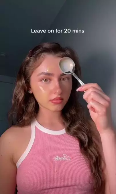 Cara memutihkan wajah kusam ala wanita Jepang pakai 4 bahan alami Berbagai sumber Cara memutihkan wajah kusam ala wanita Jepang pakai 4 bahan alami Berbagai sumber