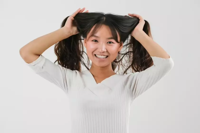 manfaat penggunaan hair powder © 2023 brilio.net