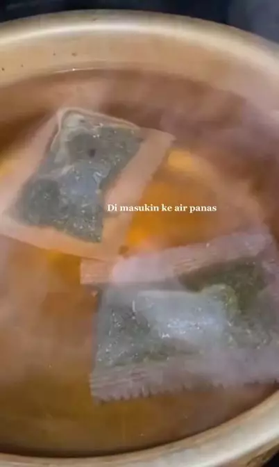 Trik melebatkan rambut yang mudah rontok pakai 1 bahan minuman Berbagai sumber