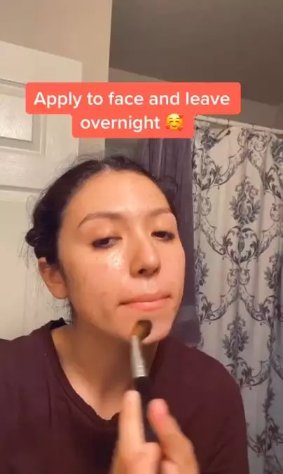 Trik membuat overnight mask untuk cerahkan sekaligus lembapkan wajah pakai 2 jenis buah Berbagai sumber