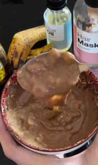 Cara lembutkan rambut bercabang dengan 1 jenis buah Berbagai sumber