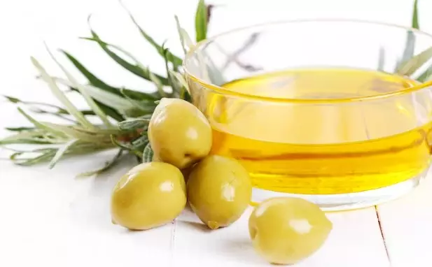 Cara menumbuhkan baby hair istimewa