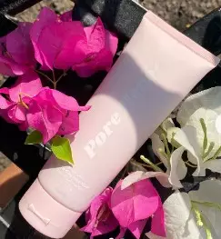 Rekomendasi clay mask untuk kulit berminyak © 2023 berbagai sumber Rekomendasi clay mask untuk kulit berminyak © 2023 berbagai sumber