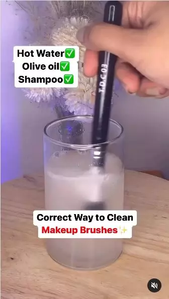 trik bersihkan brush makeup yang kotor hanya pakai 3 bahan berbagai sumber trik bersihkan brush makeup yang kotor hanya pakai 3 bahan berbagai sumber