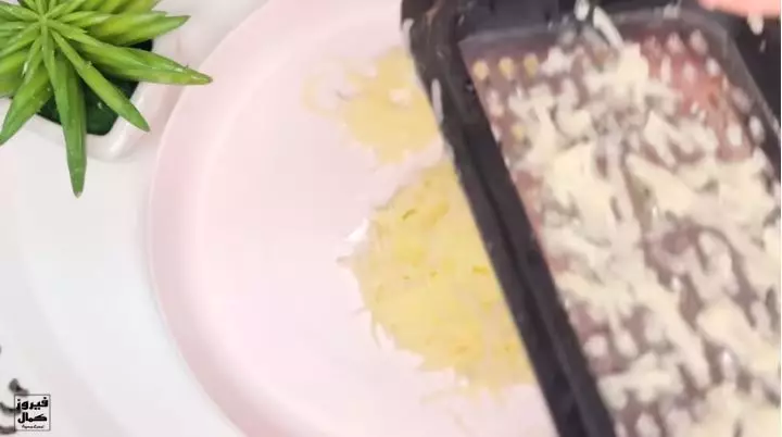 Trik hilangkan jerawat di wajah hanya pakai masker peel off berbagai sumber Trik hilangkan jerawat di wajah hanya pakai masker peel off berbagai sumber