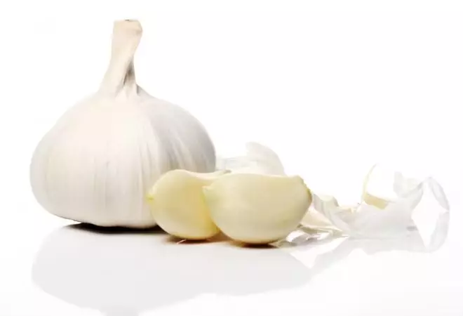 Trik menghilangkan uban pakai masker dari 1 jenis bumbu dapur Berbagai sumber