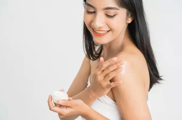 kelebihan lakukan body scrub © 2023 brilio.net